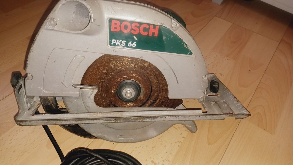 Мощен и голям Ръчен Циркуляр Бош PKS 66 BOSCH Англия