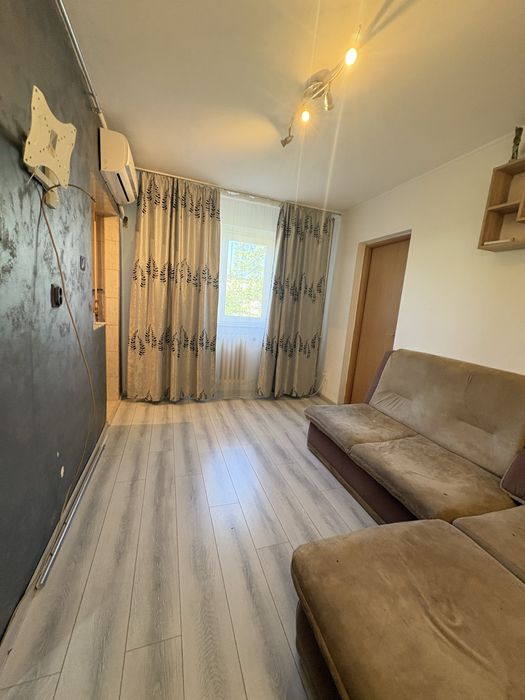 Proprietar-Vand apartament in Trivale,complex 1