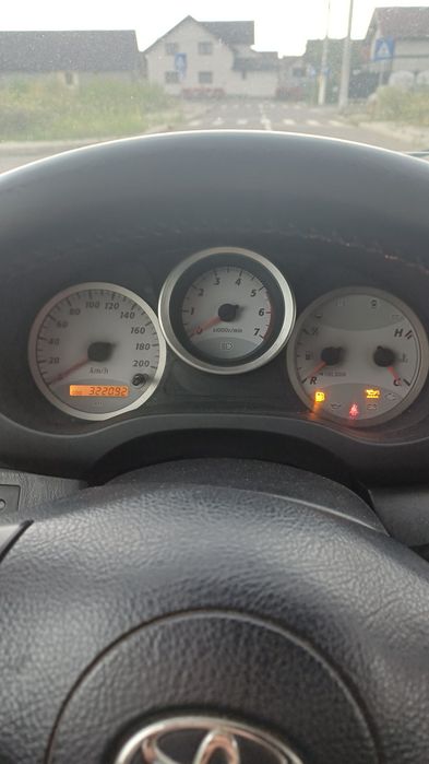 Toyota RAV 4 an 2005 2.0 D-4 Diesel