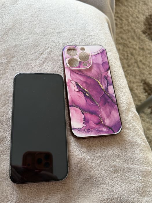 Iphone 14 pro oferta,vine cu mai multe huse,doar spatele este spart