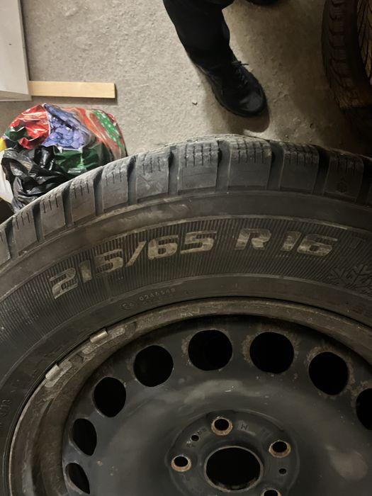 Джанти със зимни гуми за Фолксваген Тигуан