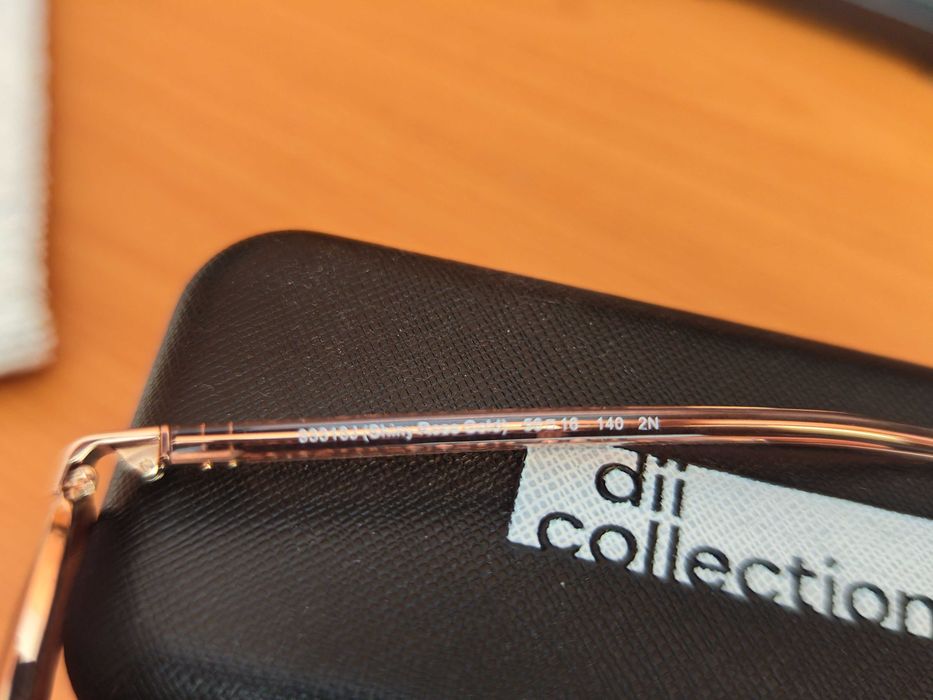 Слънчеви очила Coach Shiny Rose Gold  HC7161 CR617