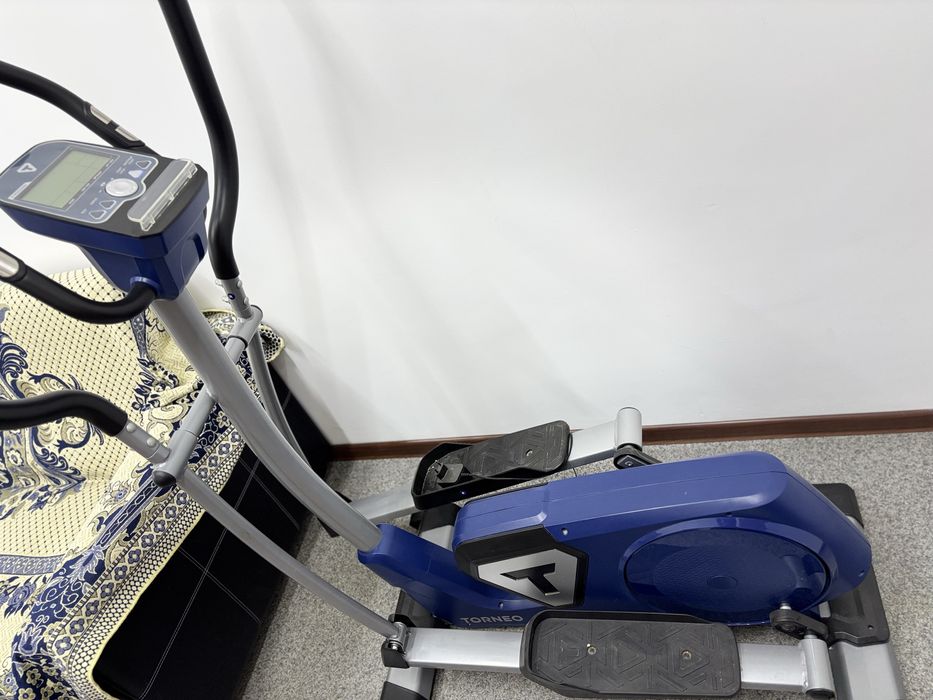 Эллиптический тренажер