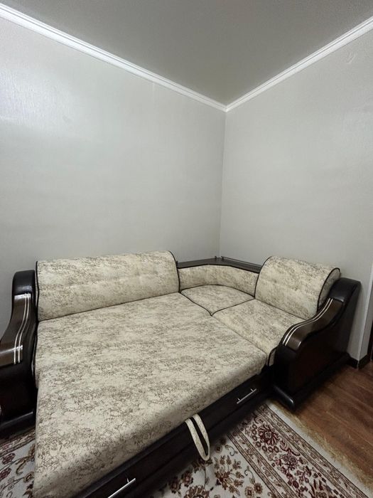 Продам диван в отличном состоянии