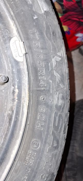 Гуми летни с джанти 14 Хюндай