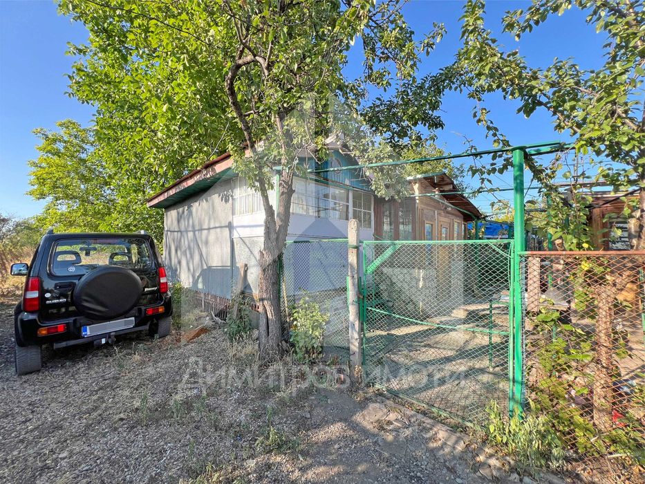 Продава се Къща в Нови пазар - 76 кв.м за 204 €/кв.м - Снимка #21