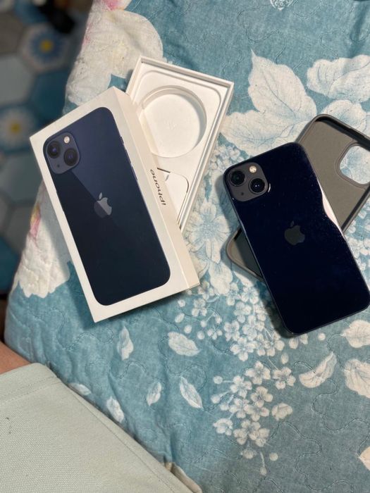 Продам айфон 13 в идеальном состояний