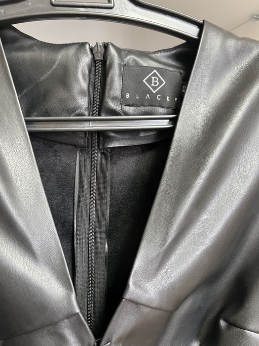 Платье Blacky новое