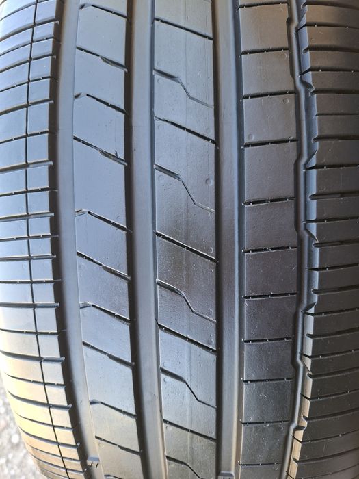 Продам шины 255/45/20 ханкук
