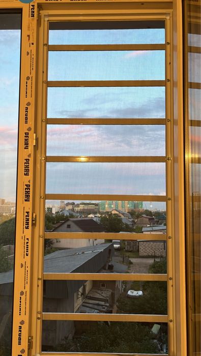 москитные сетки и