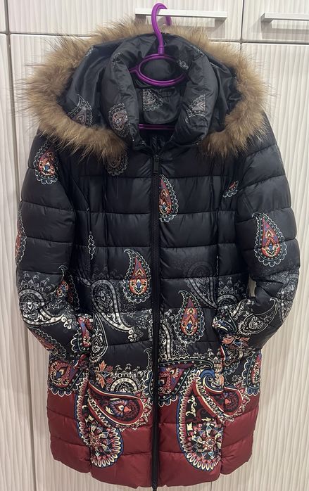 Топло зимно яке с качулка
