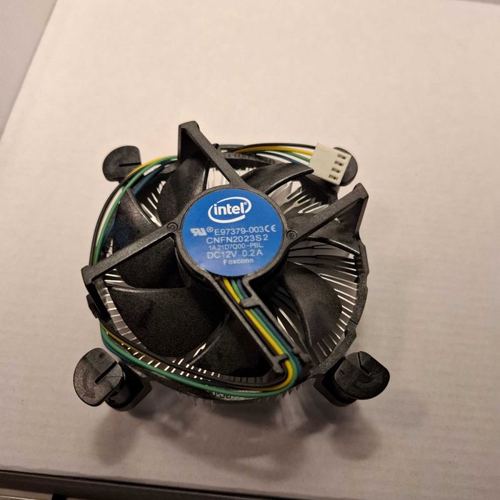 Intel I3 10100F + cooler