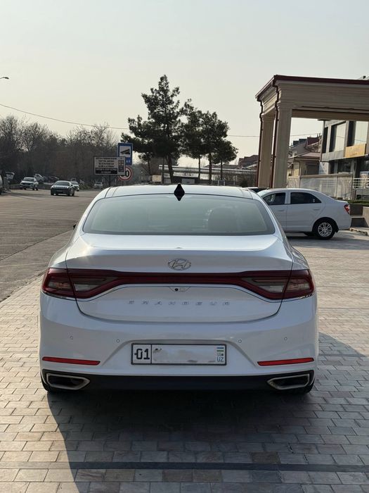 Hyundai Grandeur Azera Хюндай sonata tucson elantra chevrolet kia bmw