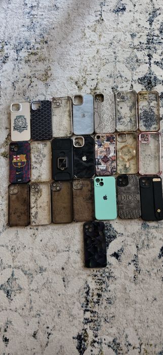 Чехлы на iPhone 13