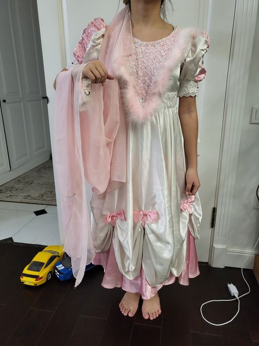 Танцевальные костюмы для девочек