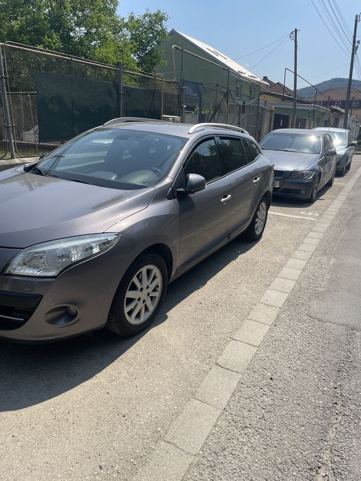 Renault Megane an 2010 automatic