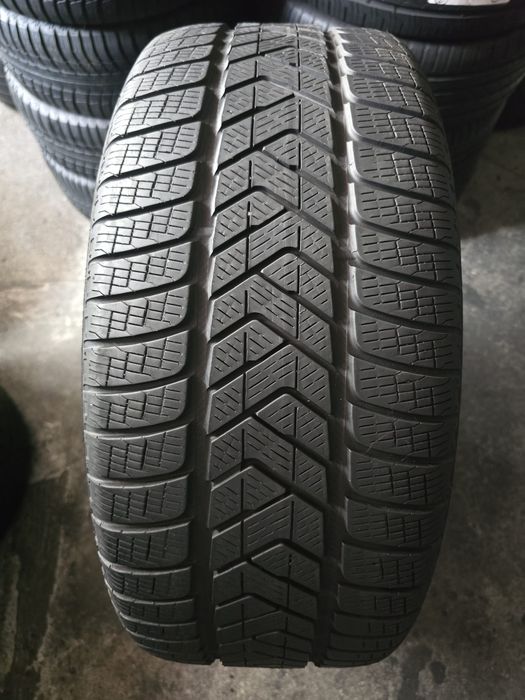Pirelli 255/45 R20 105V MS iarnă