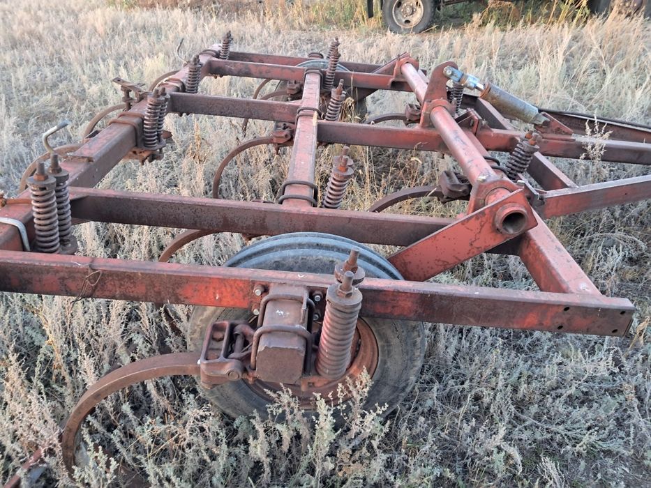 Продам  культиватор