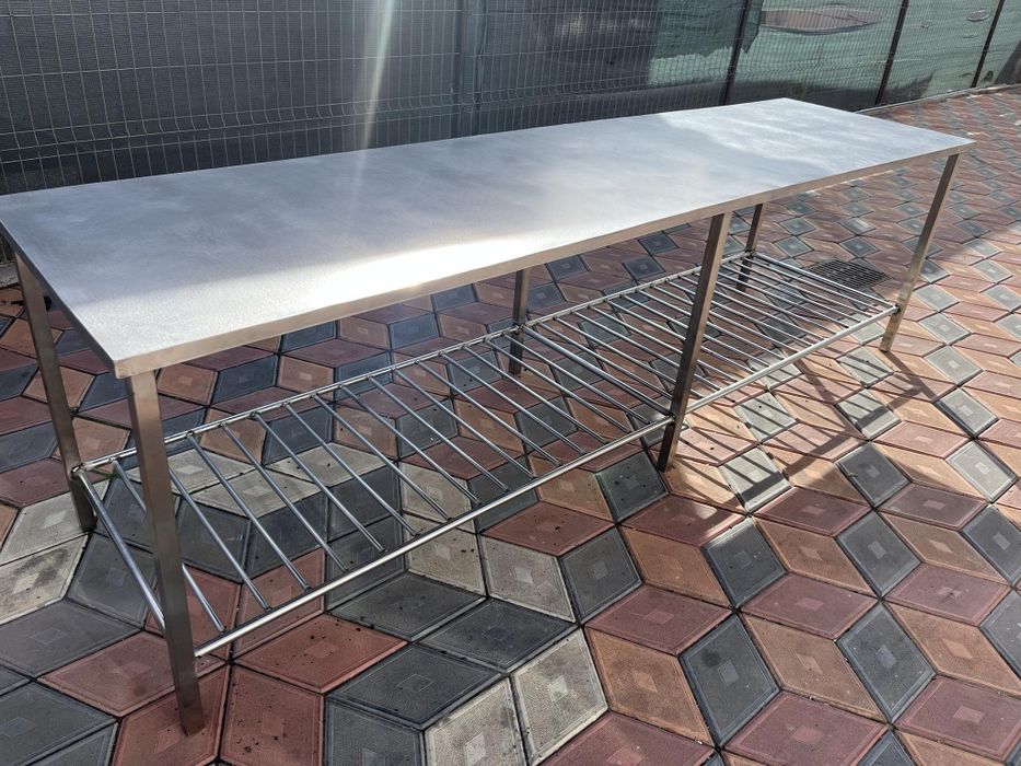 Mese  din.  inox.