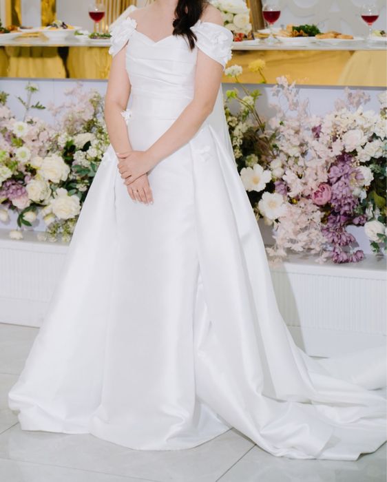 Отдам на прокат свадебное платье