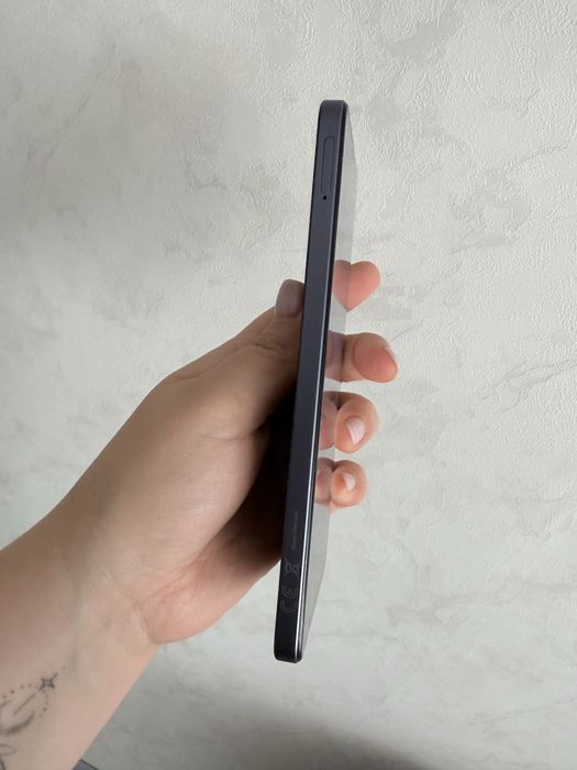 Продам REALMI NOTE 60 8GB 128 GB