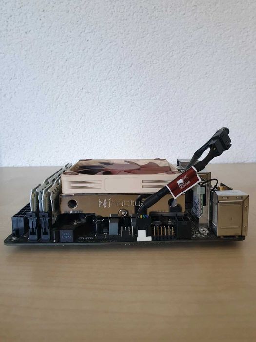 Дънна платка Gigabyte H270N-WIFI Mini ITX + Intel Core I7-7700 16GB RAM + Noctua NH-L9i Cooler