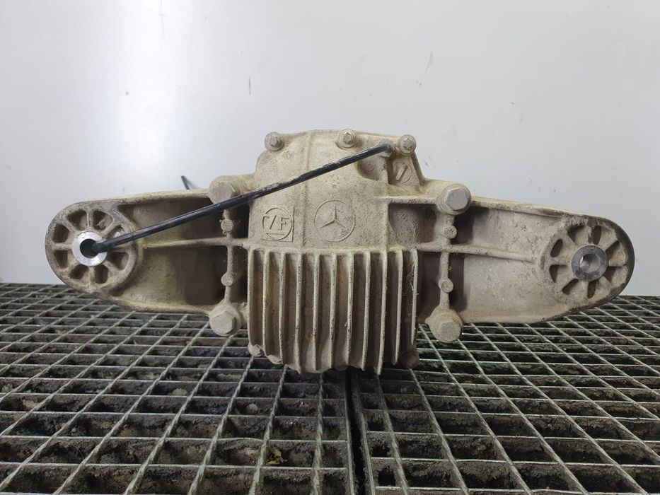 Grup diferential spate 4460310032 Mercedes Benz ML W164 (2005 - 2008) 3.0 cdi V6 om642940