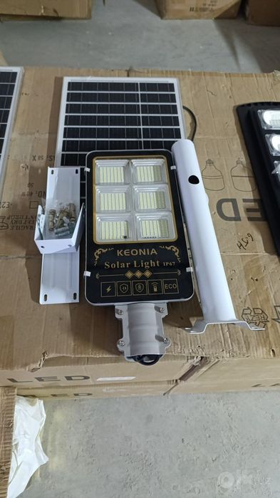 Solnechni projector 400w paneli addelni kranshteyni bor pulti bor