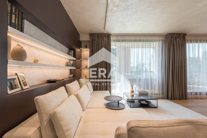 Продава се Тристаен апартамент в Варна, м-т Евксиноград - 154 кв.м за 2517 €/кв.м - Снимка #2