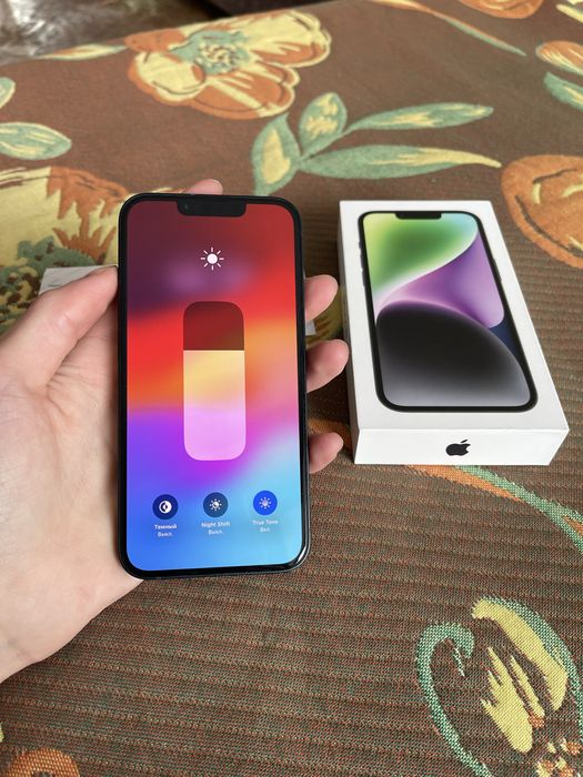 Продам Айфон 14 128gb 77%