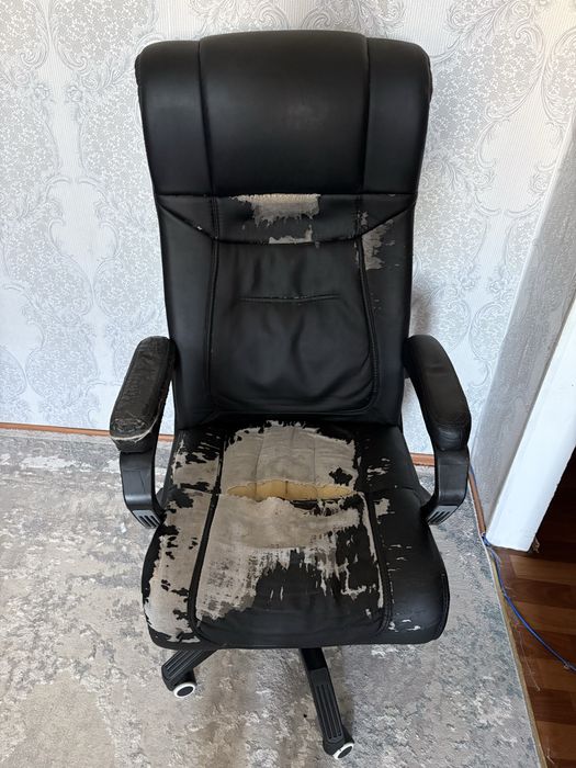 Продам Кресло офисное