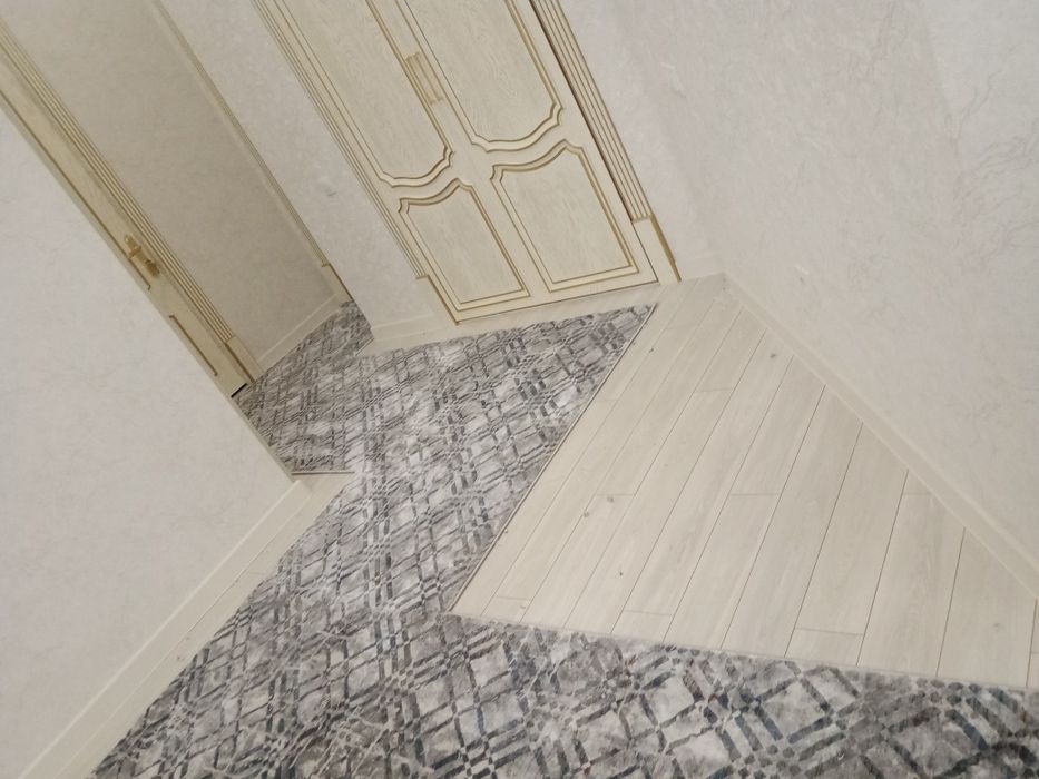 Gilam kesish tikish ustanovka
