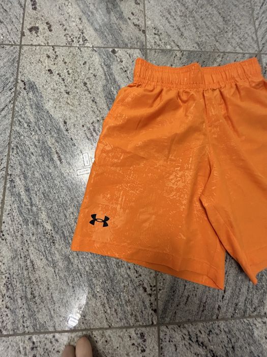 Pantaloni scurti baieti underarmour