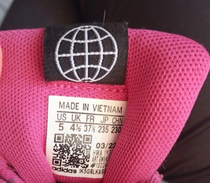 Adidași Adidas , mărimea 37