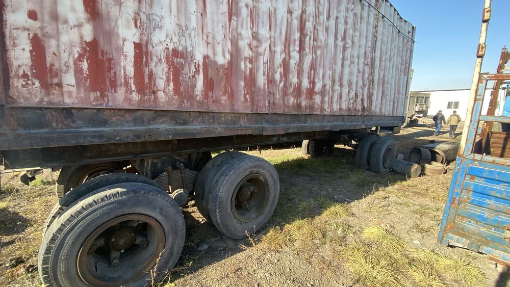 Прицеп на камаз трех остный