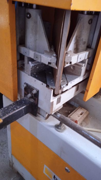 Vând mașină de lipit PVC (la 2