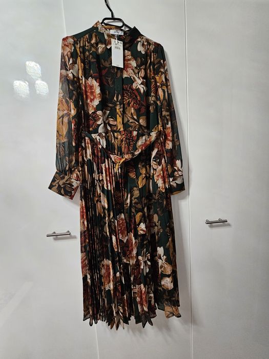 Rochie inflorata Reserved
