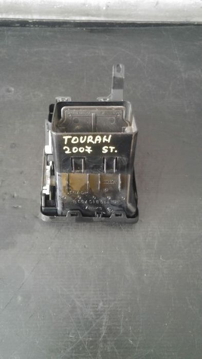 Grila aer bord stanga fata vw touran 1t 1t0819703b
