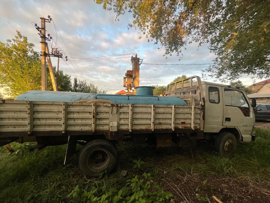 Продается водовоз JIN, дизель, рабочее состояние