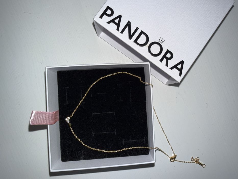 Колье Pandora золотая подвеска