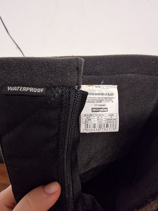 Ghete pentru iarna negre