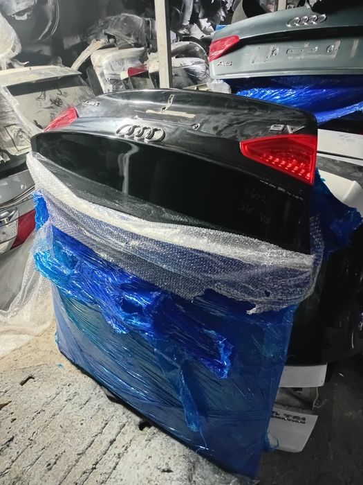 Крышка багажника Audi A5