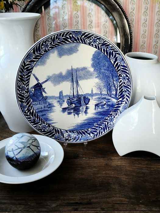 Чиния Boch Frères La Louvière