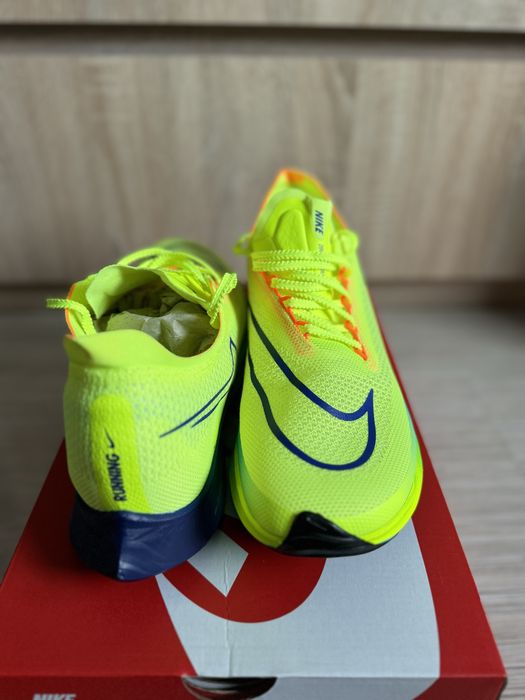 NIKE streakfly **НЕОБУВАНИ**45 номер