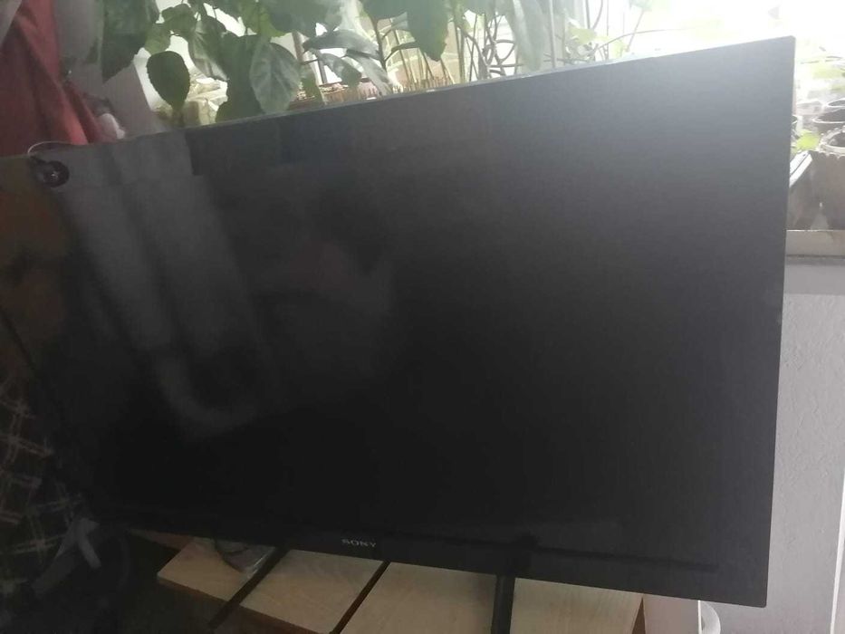 Телевизор ж/к Sony