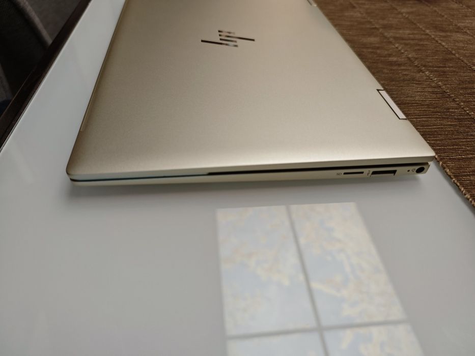 Лаптоп 2 в 1 HP Envy x360 13.3 i7-1165G7 512 NVME