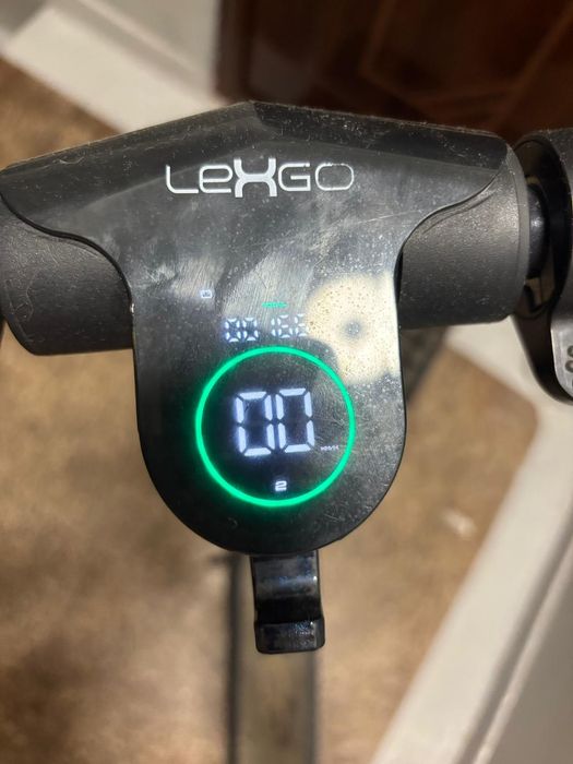 Vând trotineta electrica lexgo viteza maxima 25 la h