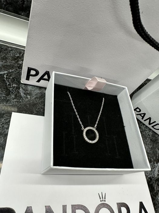 Колие Пандора