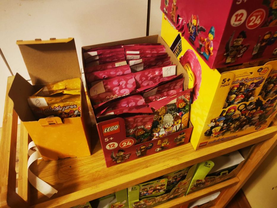 Minifigurine LEGO Seria 23, 24, 25, 26, 27, 28, 29