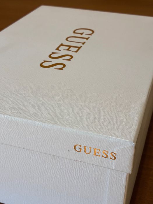 Дамски обувки Guess